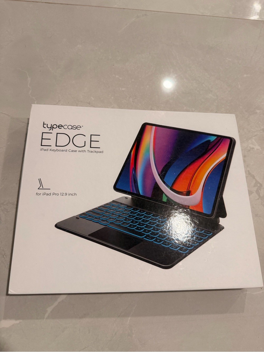 EDGE iPad Keyboard Case with Trackpad Raspberrh